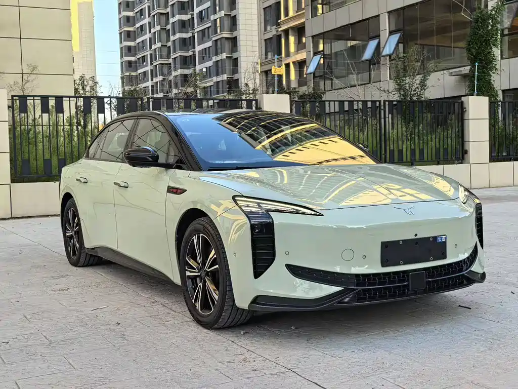 Hongqi Hongqi EH7 — миниатюра 3