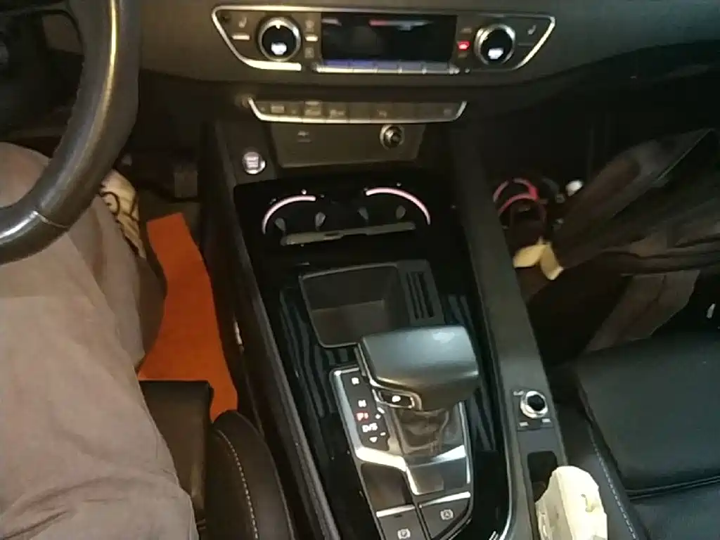 Audi A4L — миниатюра 14