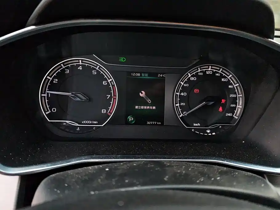 Geely Binyue — миниатюра 14