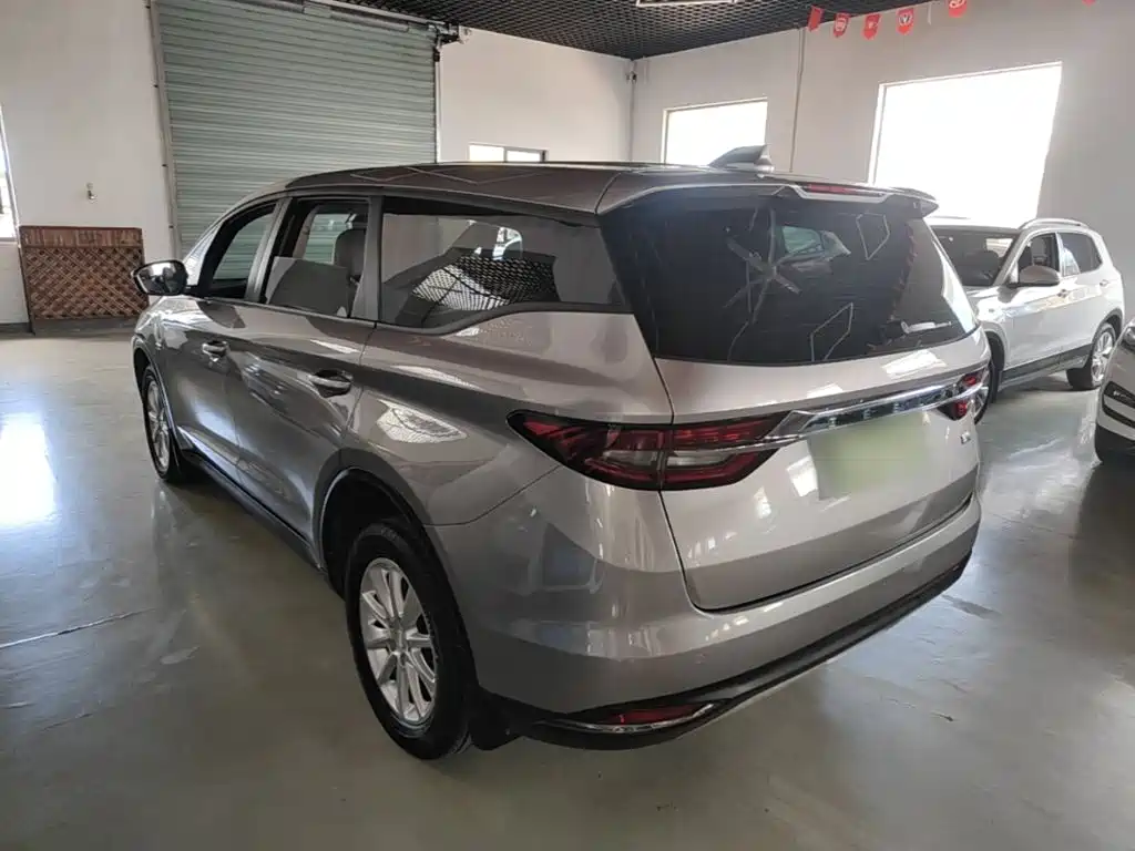 Geely Jia Ji — миниатюра 5