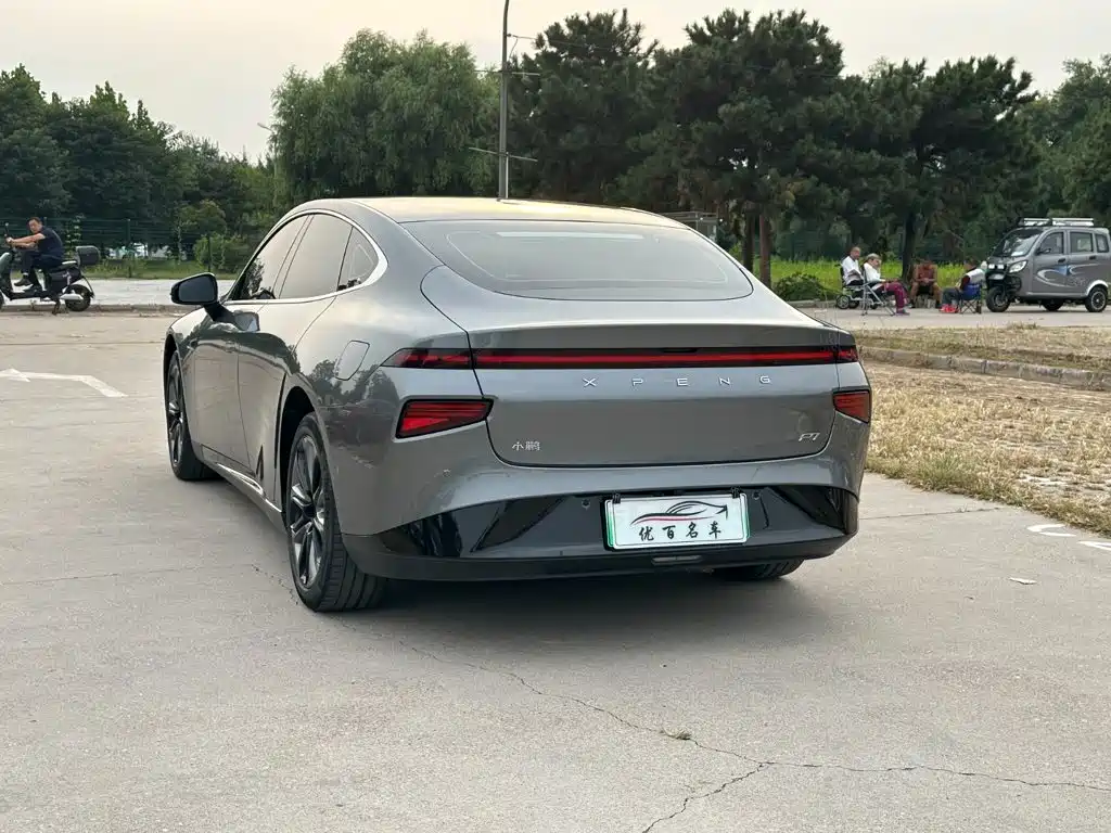 XPeng P7 — миниатюра 4