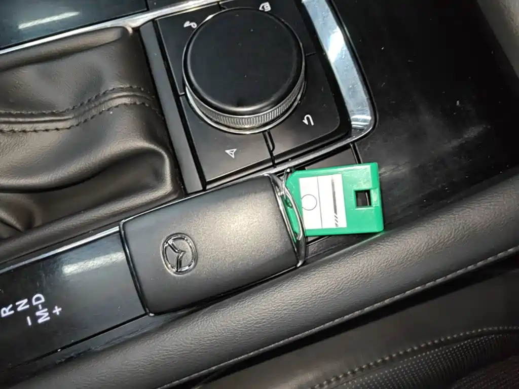 Mazda 3 Axela — миниатюра 9