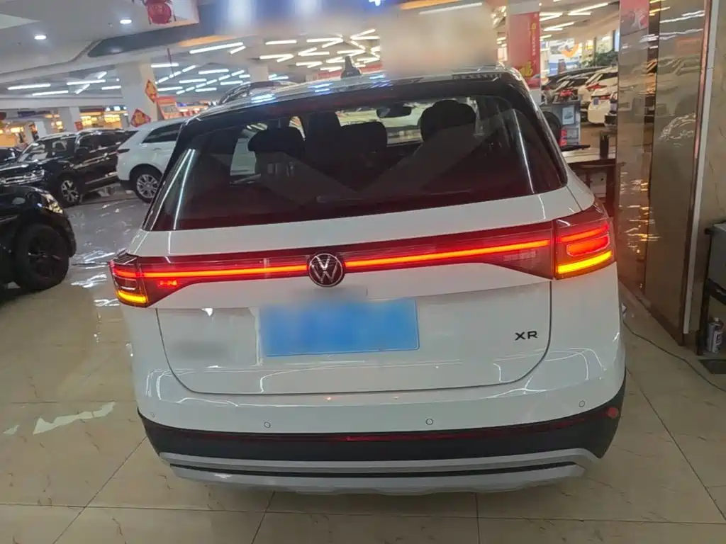 Volkswagen Tharu — миниатюра 6