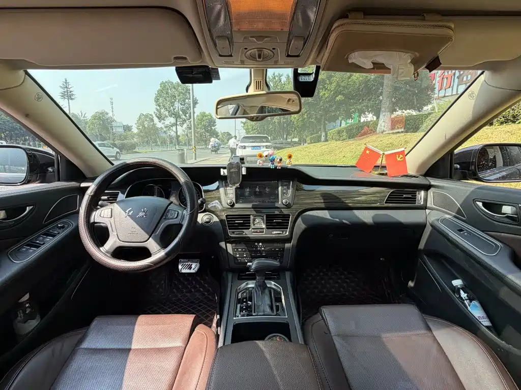 Hongqi Hongqi H7 — миниатюра 13