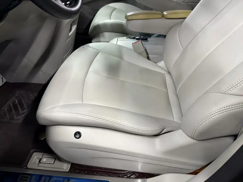 Buick GL8 — миниатюра 13