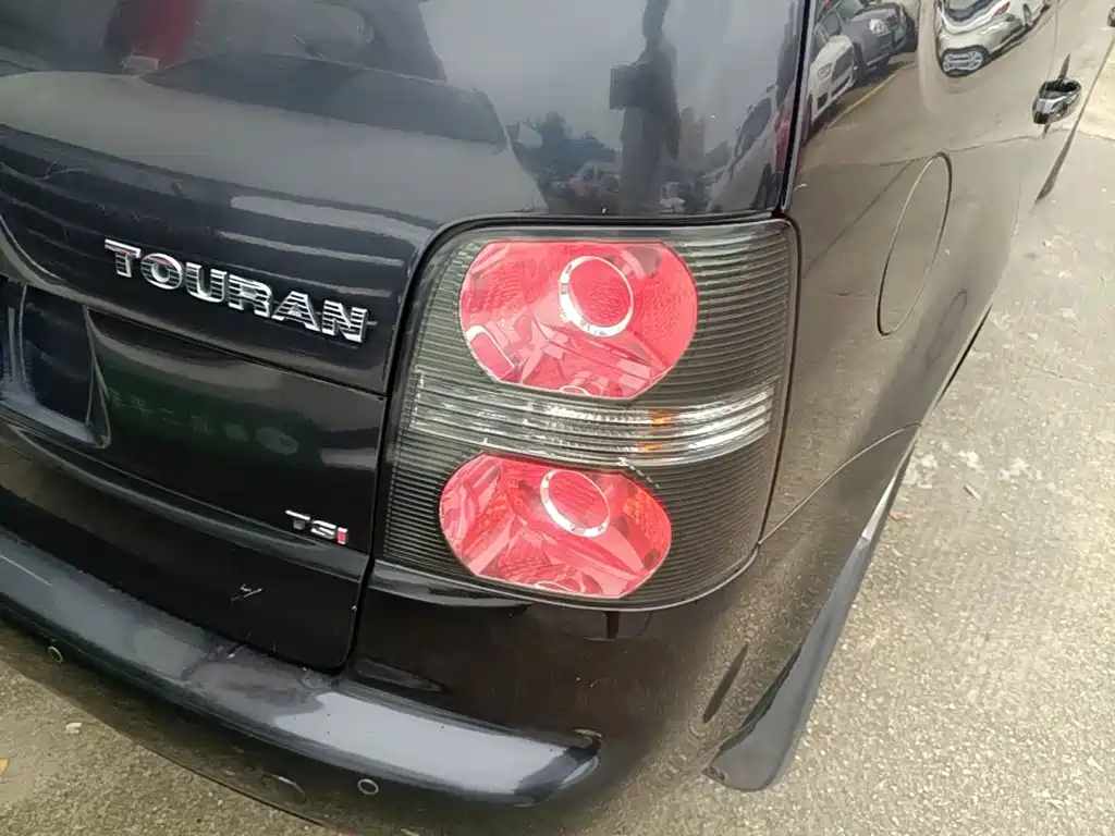 Volkswagen Touran — миниатюра 8