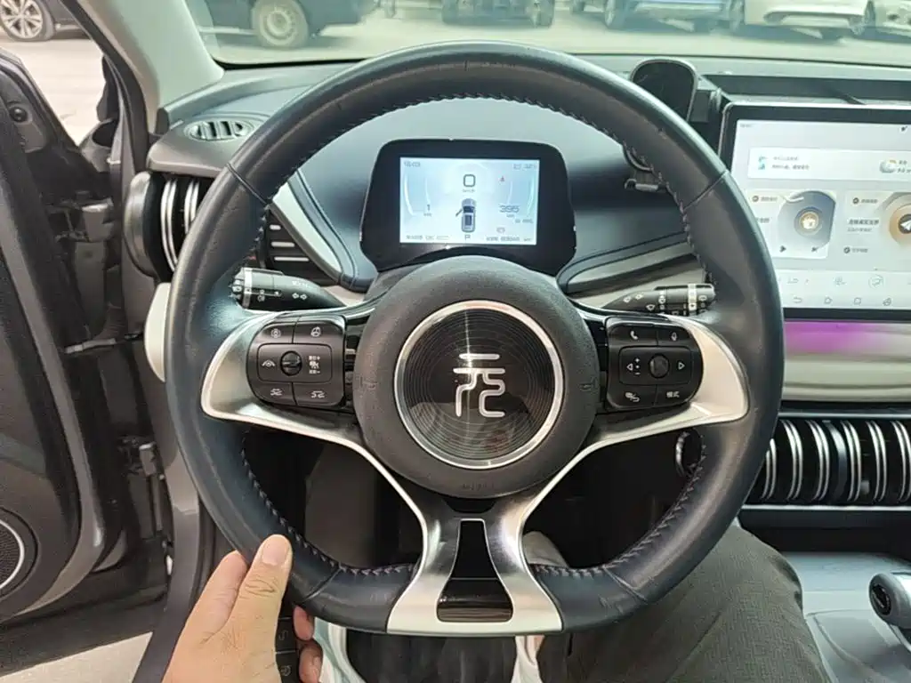 BYD Yuan Plus — миниатюра 11