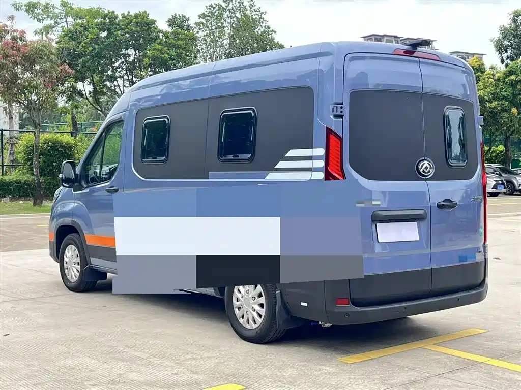 SAIC MAXUS V90 RV