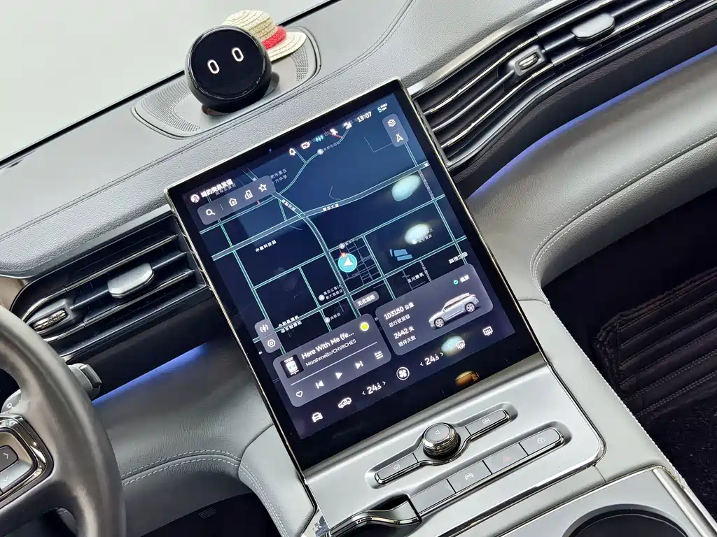 NIO ES6 — миниатюра 13