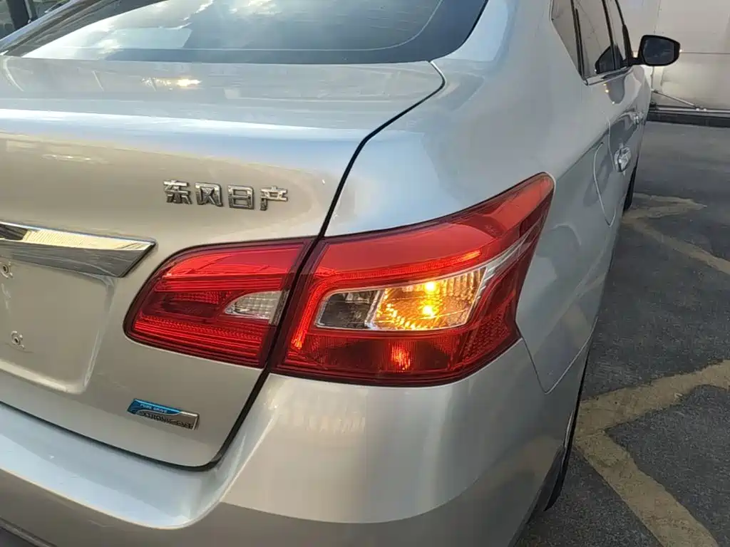 Nissan Sylphy — миниатюра 8