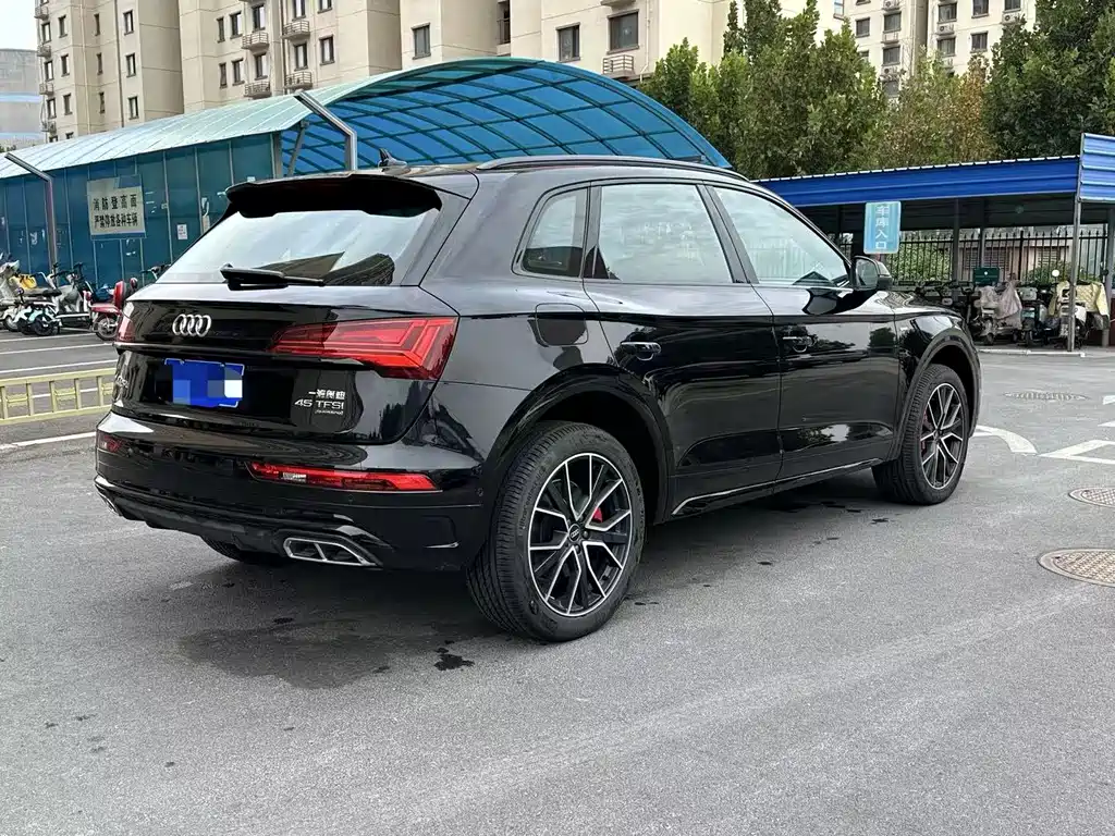 Audi Q5L — миниатюра 5