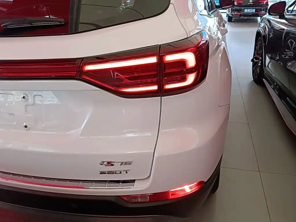 Changan CS75 — миниатюра 8