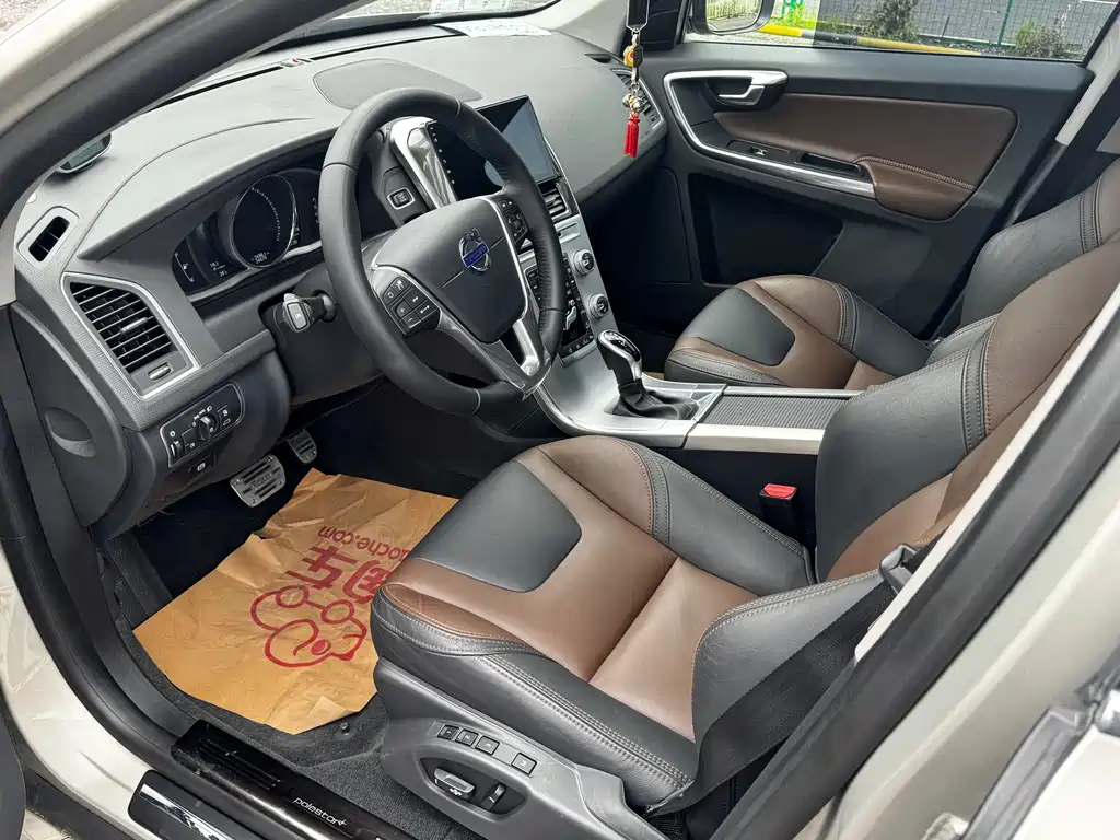 Volvo XC60 2017 T5 AWD