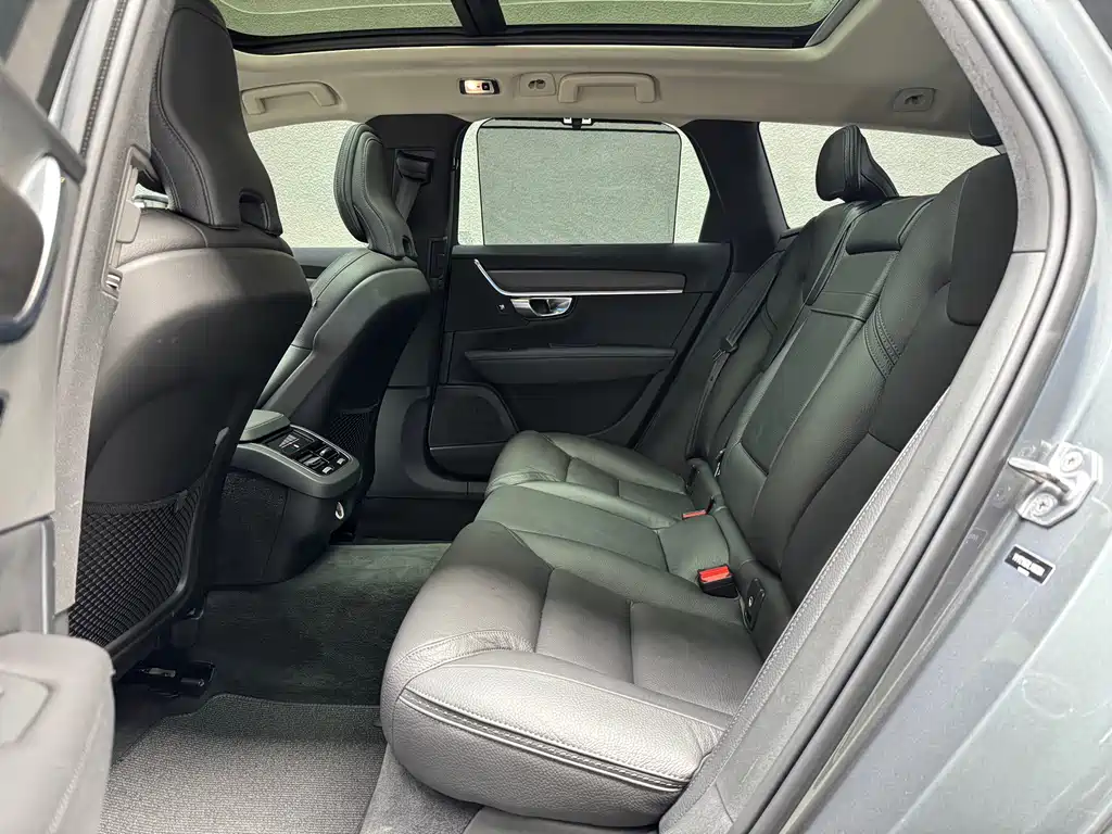 Volvo V90 — миниатюра 15