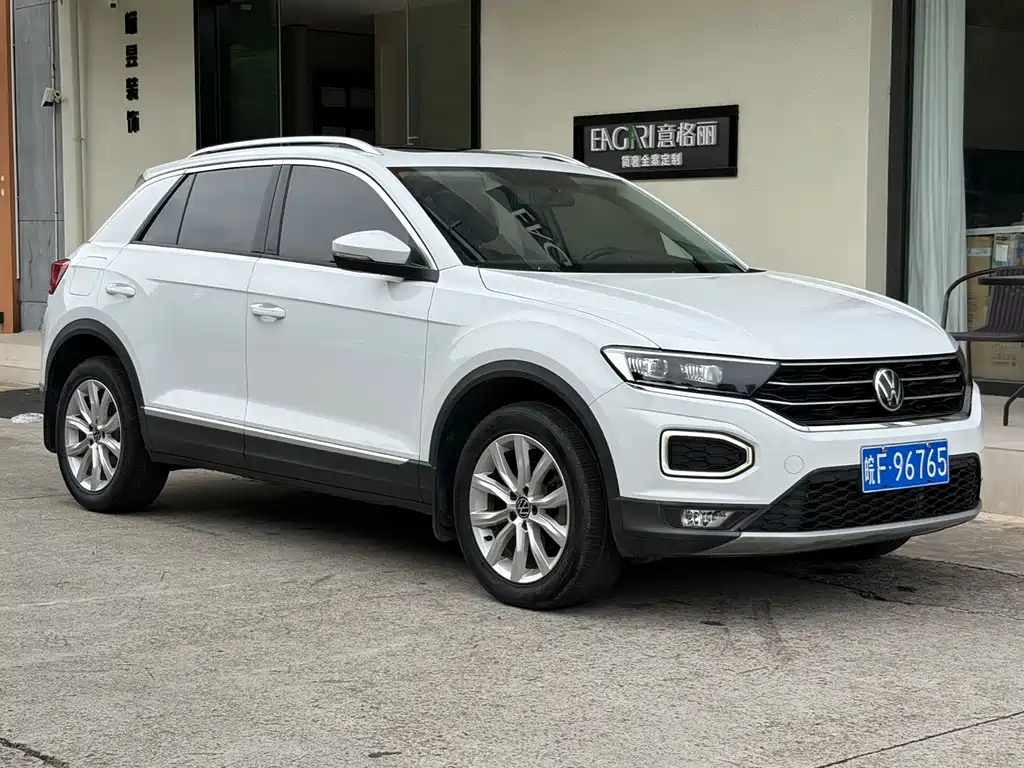 Volkswagen T-Roc — миниатюра 3