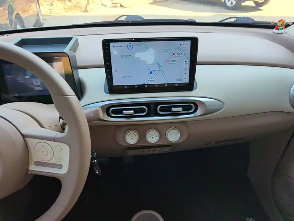 Wuling MINIEV — миниатюра 13
