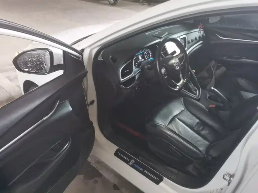 Buick Excelle — миниатюра 16