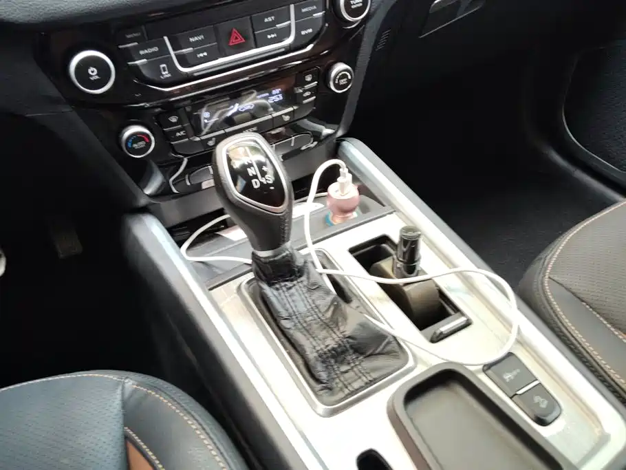 Geely Vision X6 — миниатюра 16
