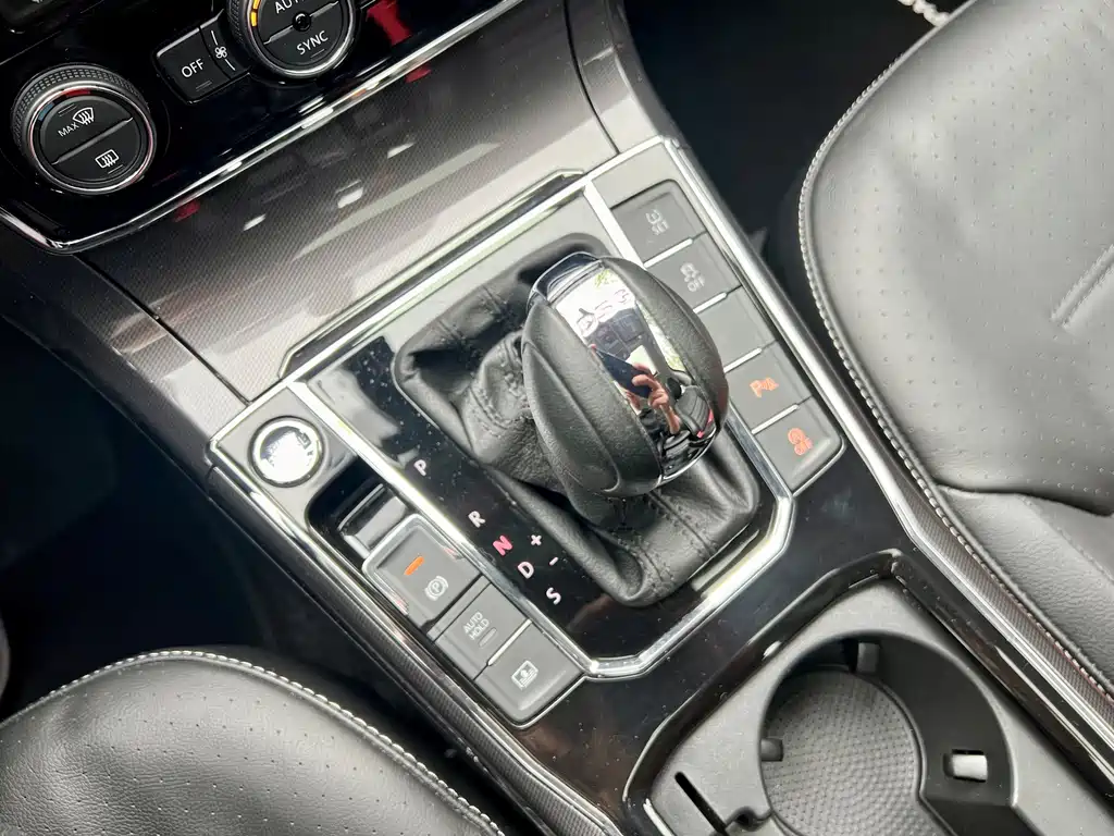 Volkswagen Passat — миниатюра 12