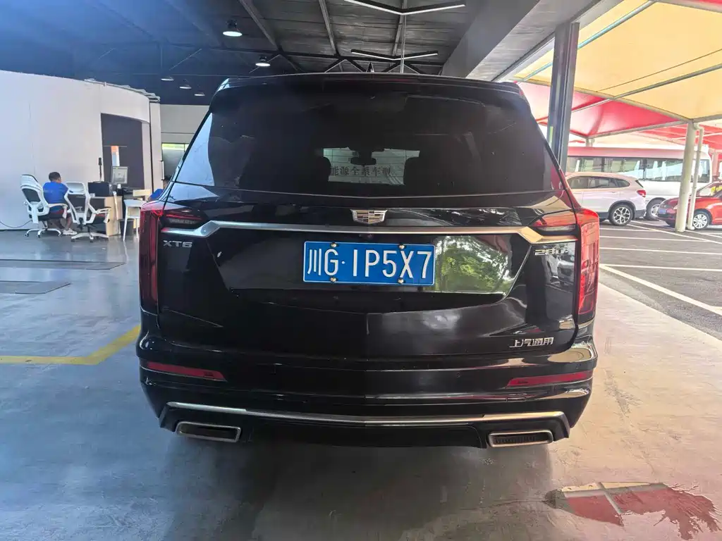 Cadillac XT6 — миниатюра 8