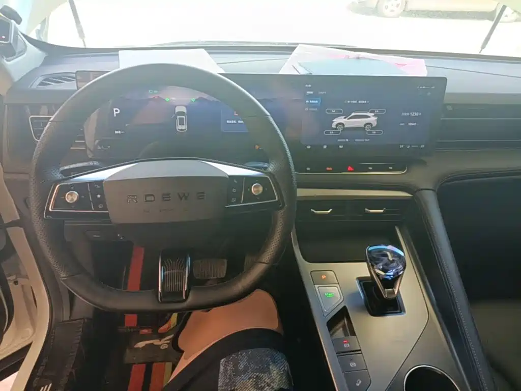 Roewe RX5 — миниатюра 10