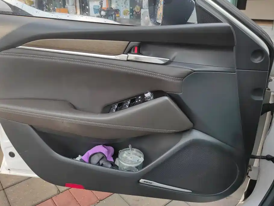 Mazda Atenza — миниатюра 7