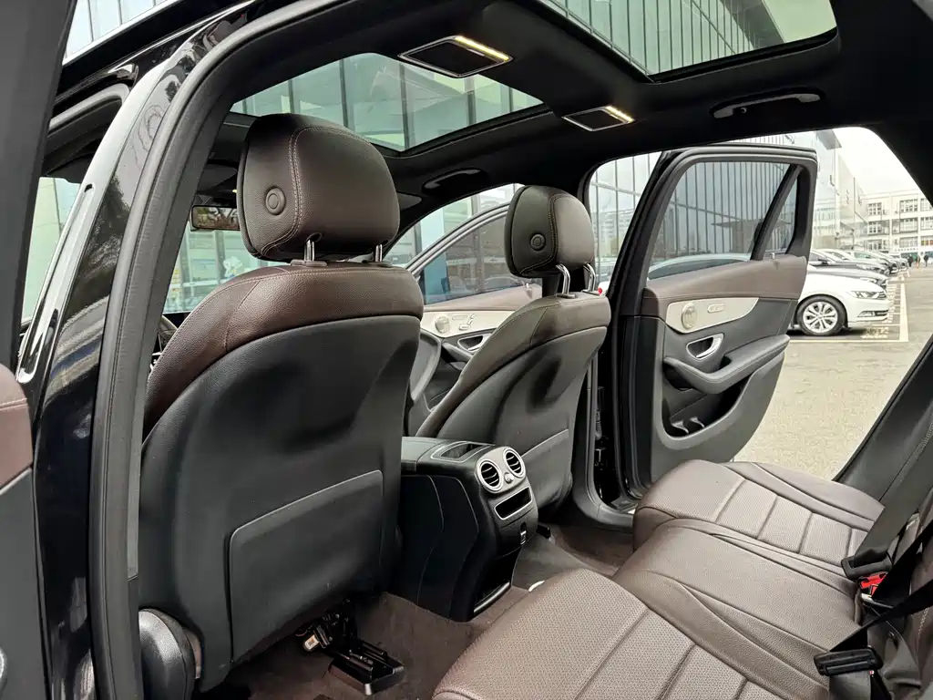 Mercedes-Benz GLC — миниатюра 7