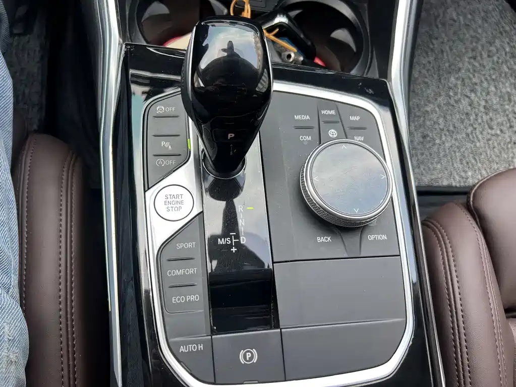 BMW 3 Series — миниатюра 10