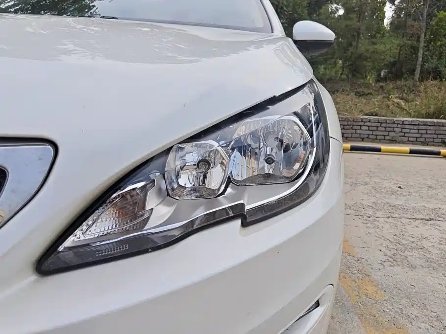 Peugeot 408 — миниатюра 5