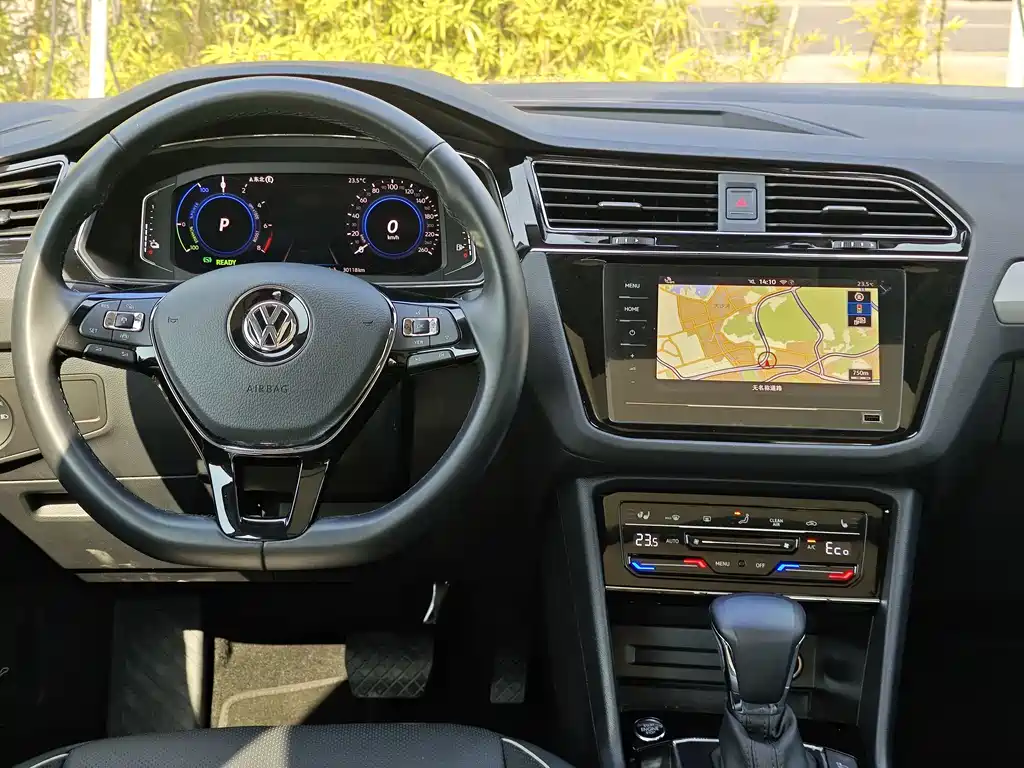 VOLKSWAGEN TIGUAN L NEW ENERGY