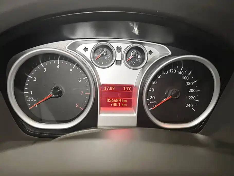 Ford Focus — миниатюра 14