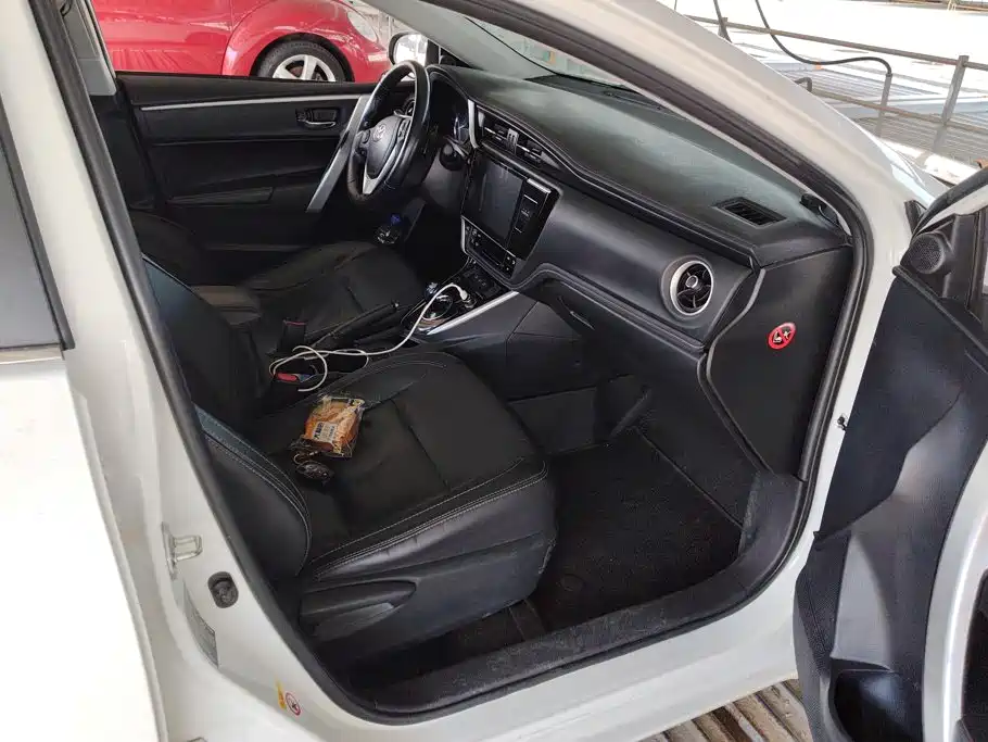 Toyota Corolla — миниатюра 8