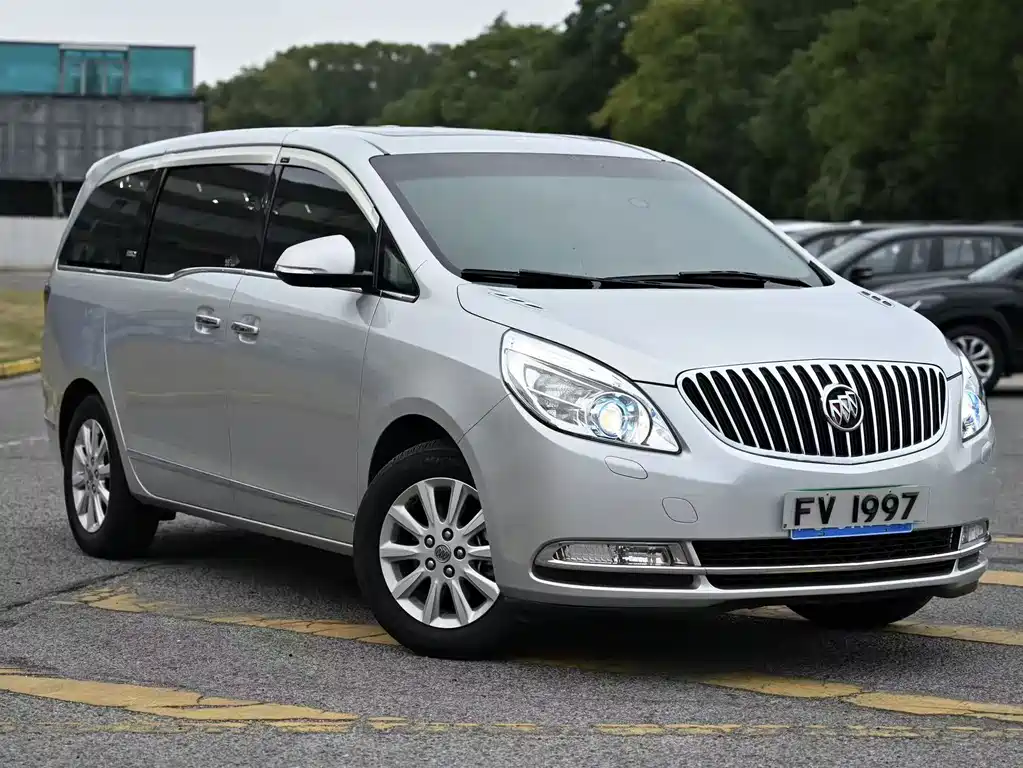Buick GL8 — миниатюра 5
