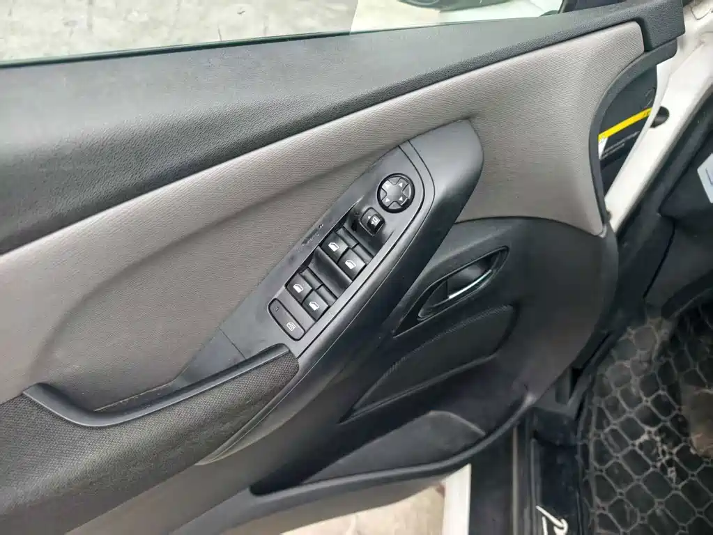 Citroen C4 Picasso — миниатюра 12