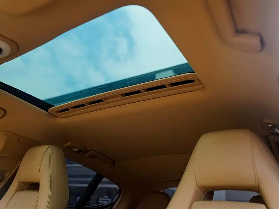 Porsche Panamera — миниатюра 13