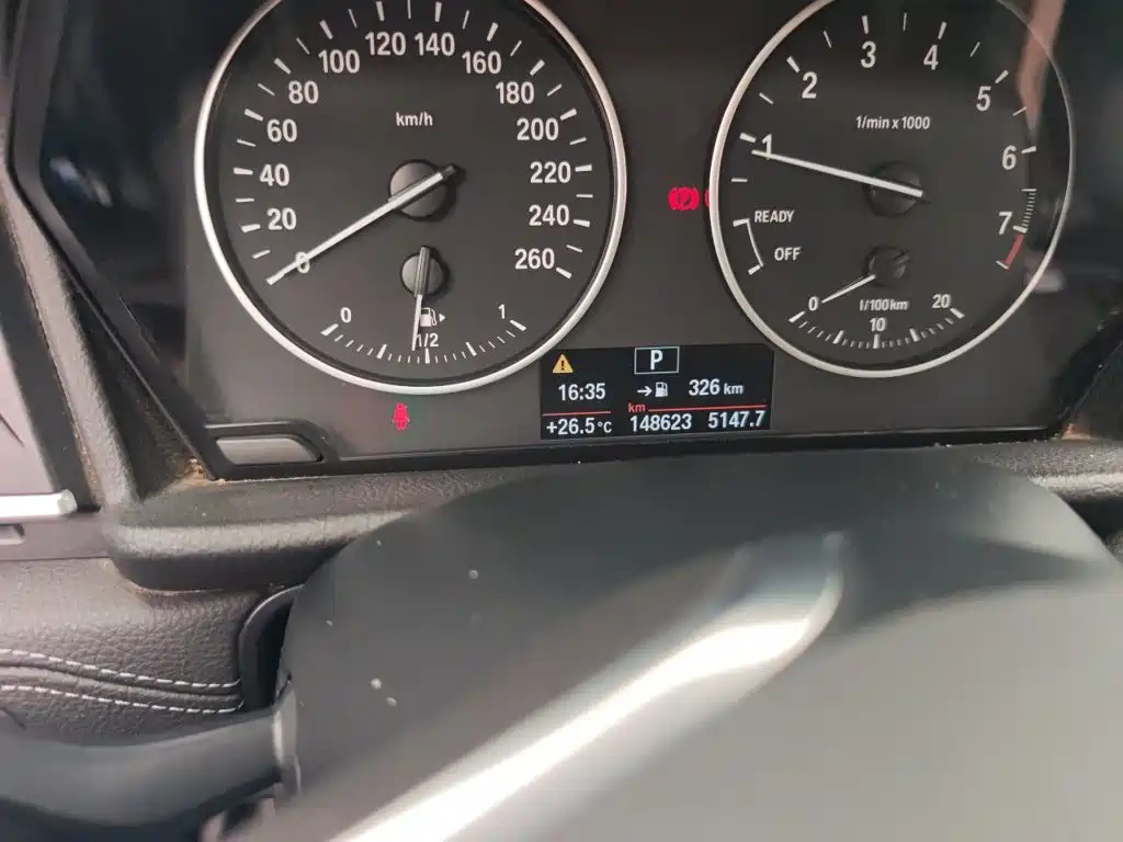 BMW 2 Series Active Tourer (Import) — миниатюра 5