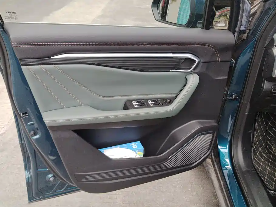 Geely Haoyue L — миниатюра 6