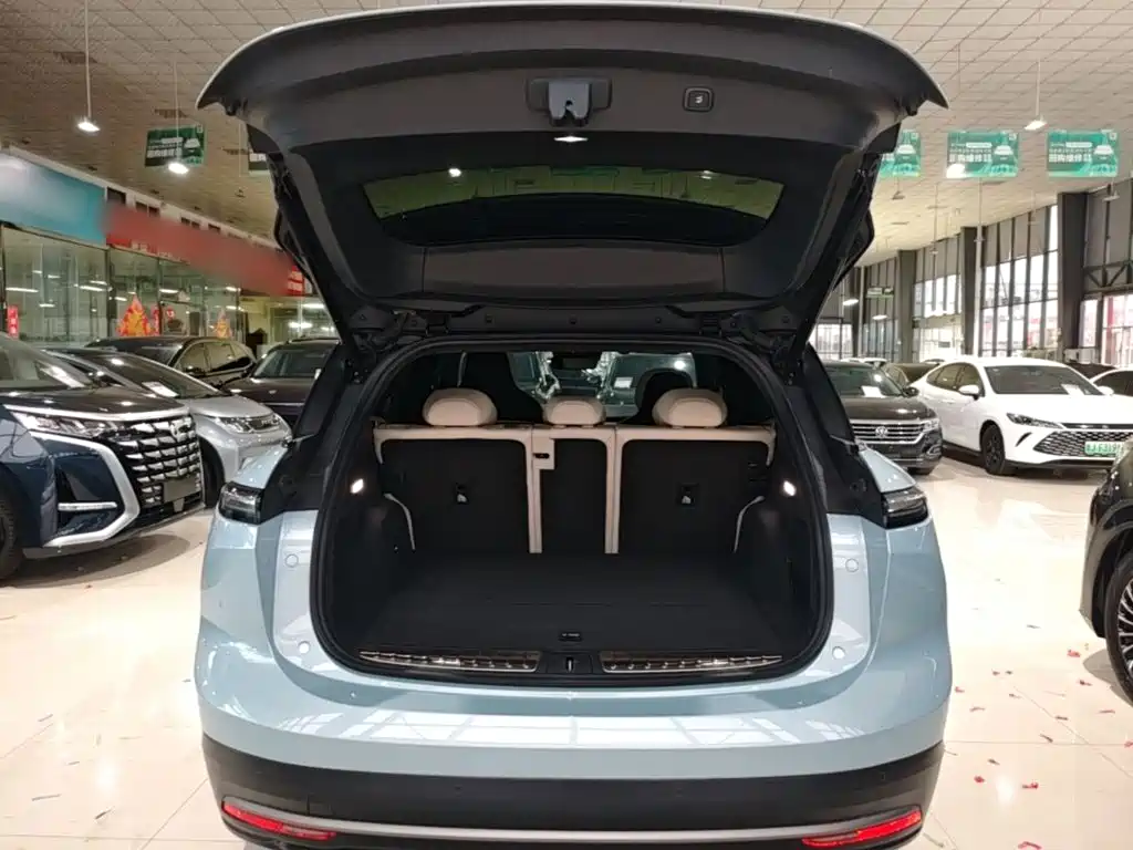 NIO ES6 — миниатюра 19