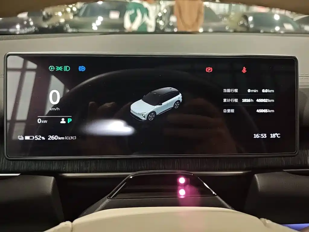 NIO ES6 — миниатюра 12
