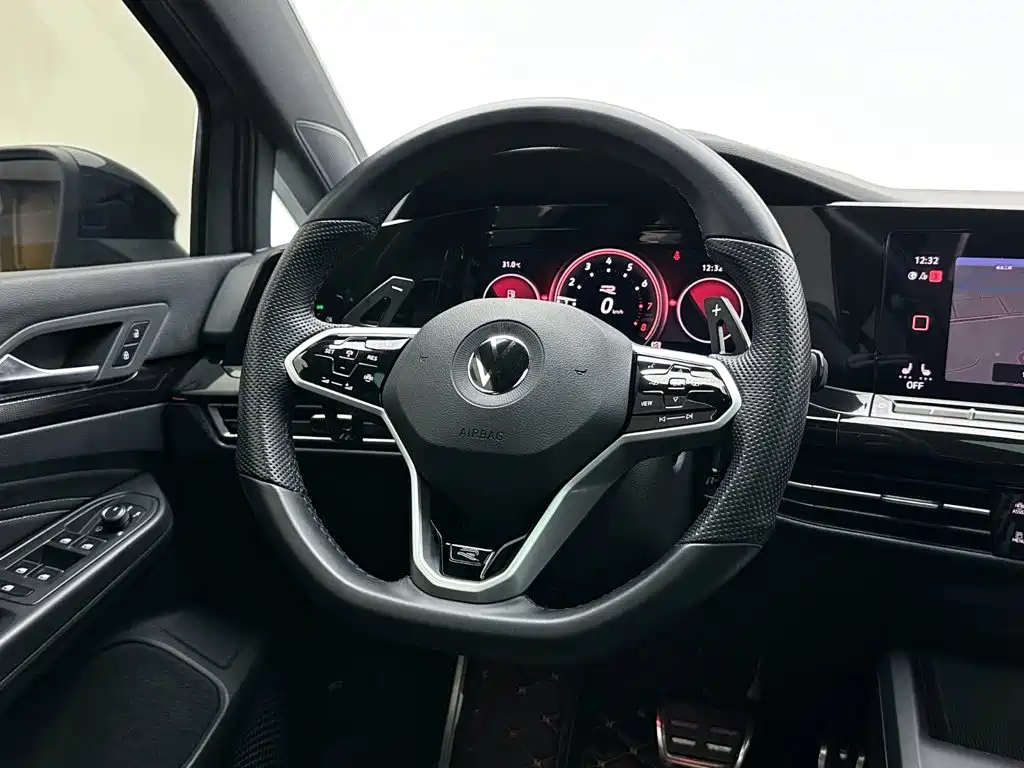 Volkswagen Golf — миниатюра 21