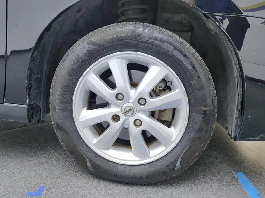 Nissan Sylphy — миниатюра 6