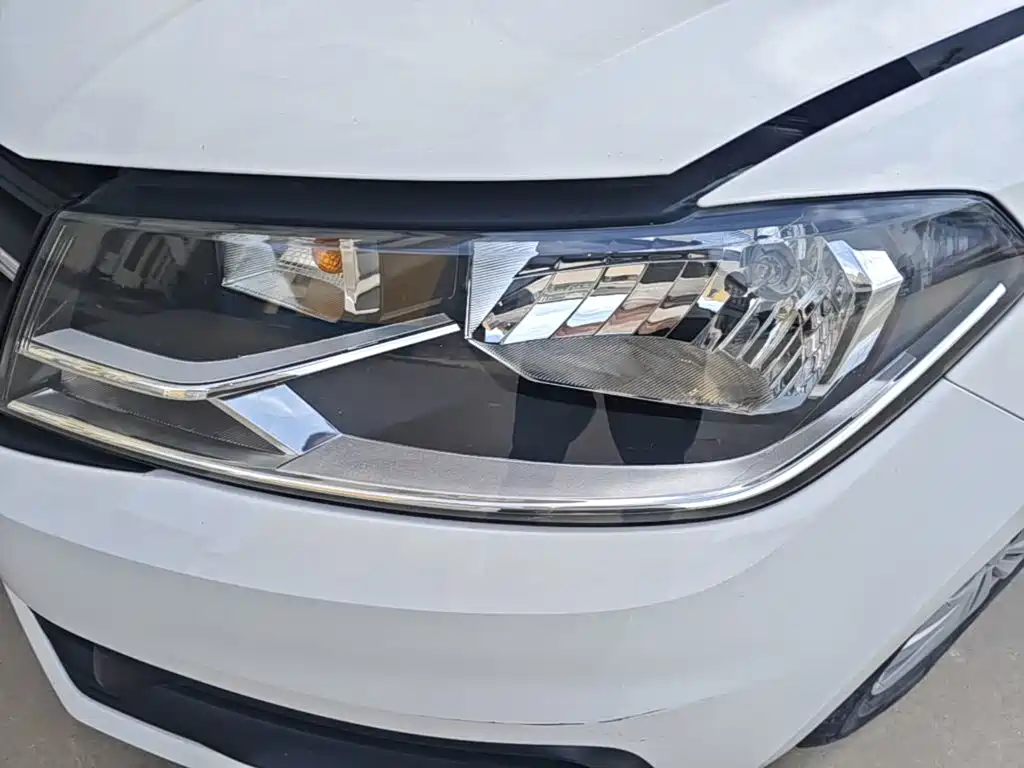 Volkswagen Santana — миниатюра 24