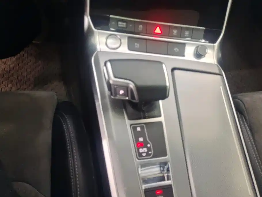 Audi A6L — миниатюра 16