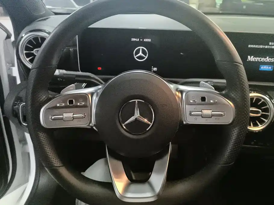 Mercedes-Benz A-Class — миниатюра 14