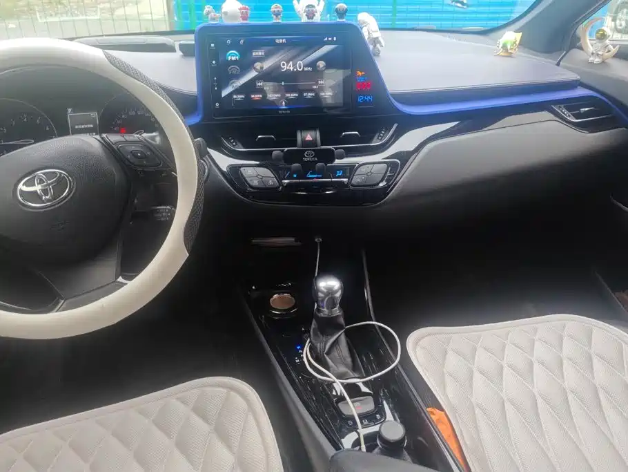Toyota IZOA — миниатюра 13