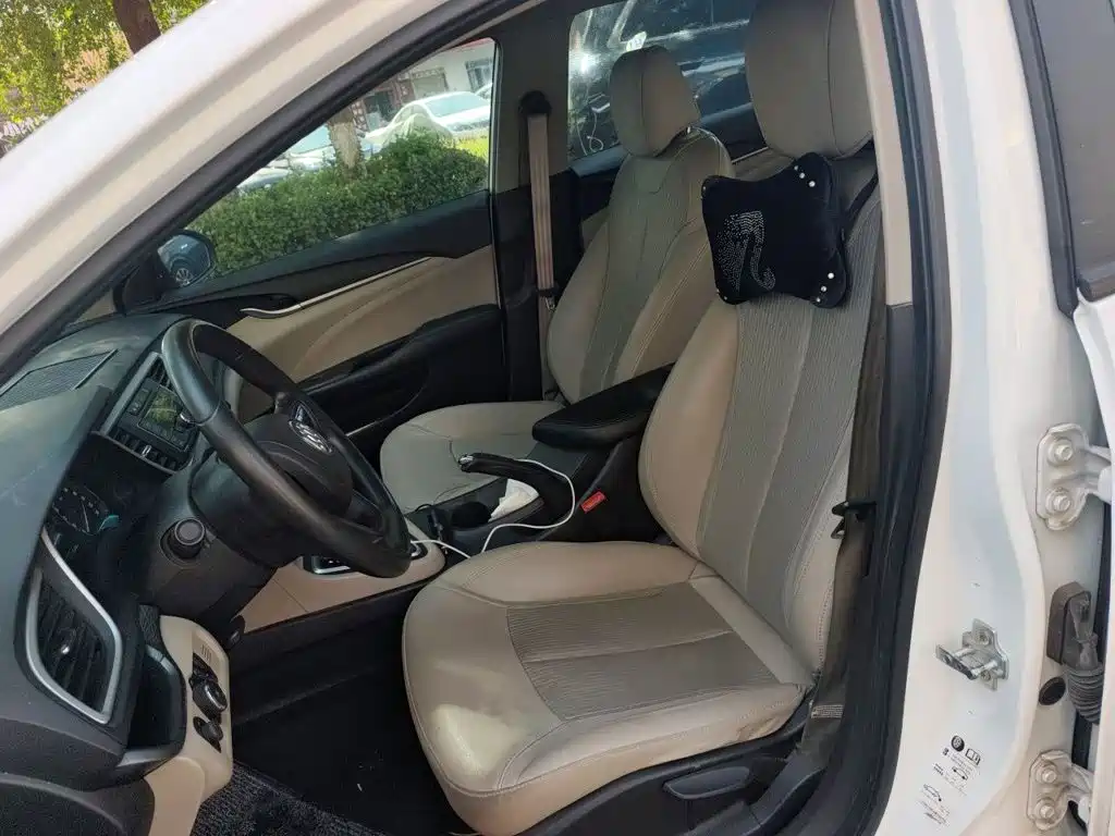 Buick Excelle — миниатюра 16
