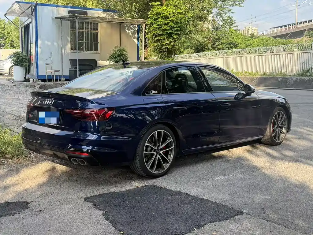 Audi S4 — миниатюра 3