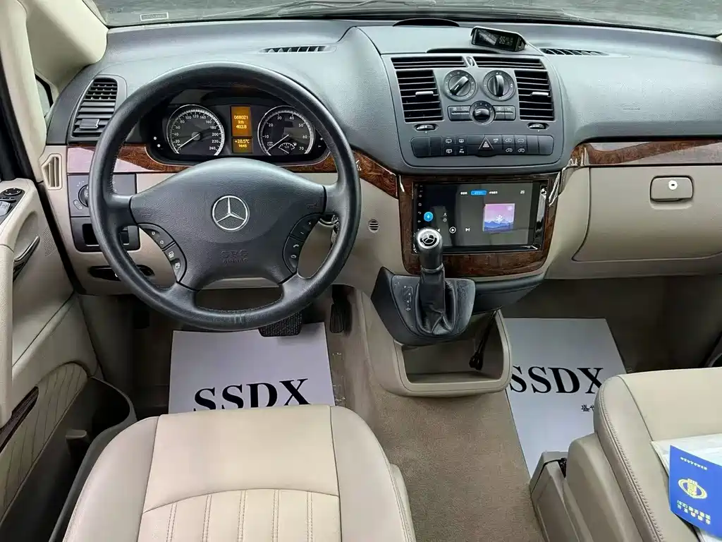 Mercedes-Benz Viano — миниатюра 6