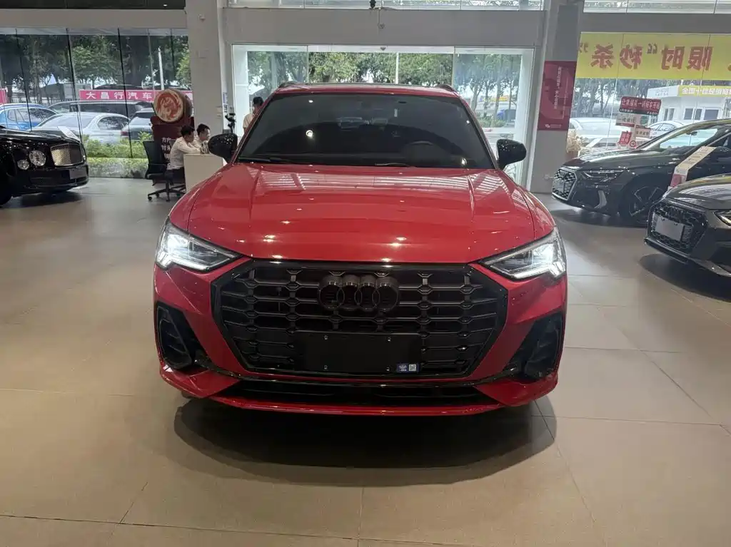 Audi Q3 — миниатюра 2