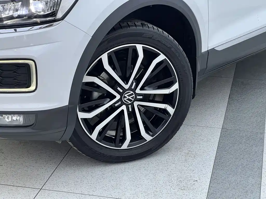 Volkswagen T-Roc 2021 280TSI DSG Comfort Smart Connect